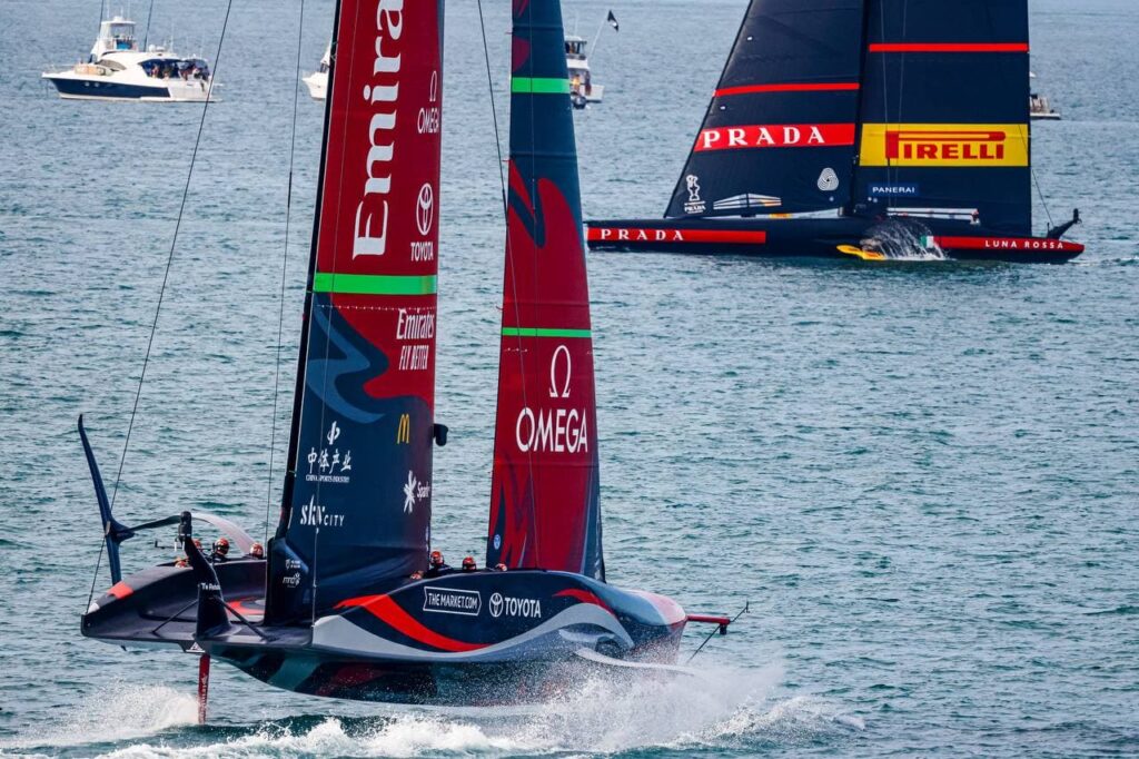 luna rossa team new zealand america's cup 2