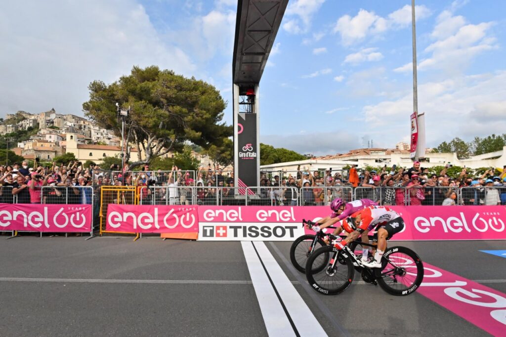 Demare Giro d'Italia tappa 6