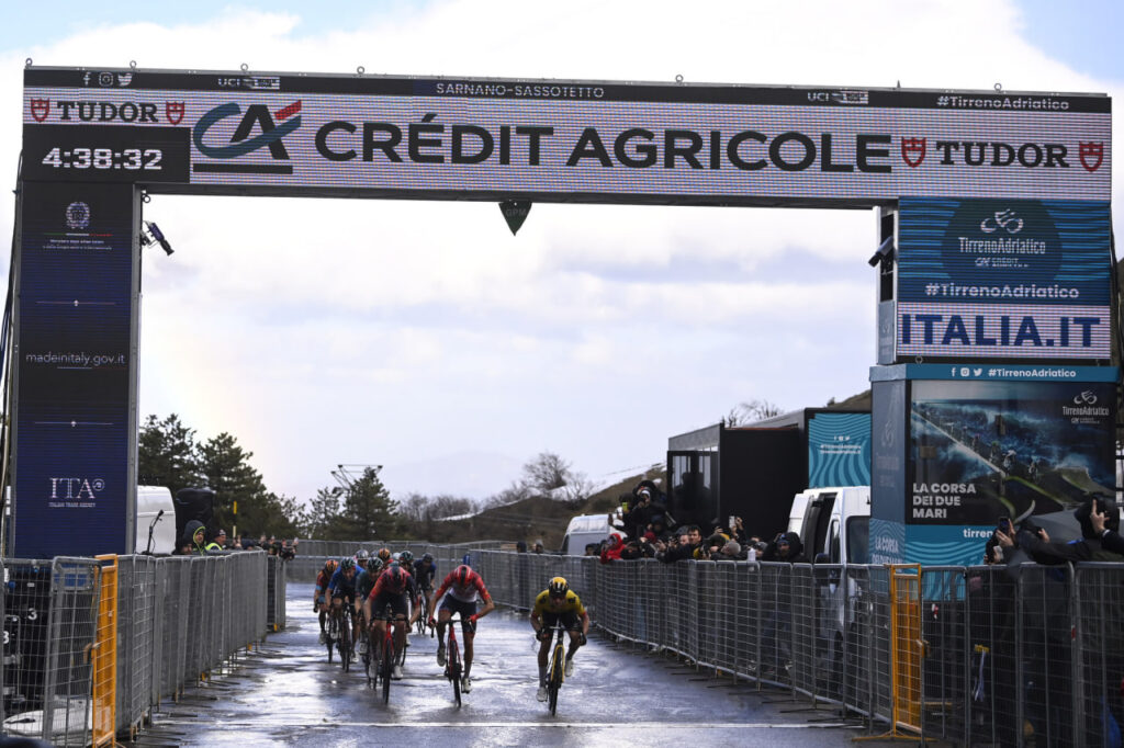 roglic tirreno adriatico